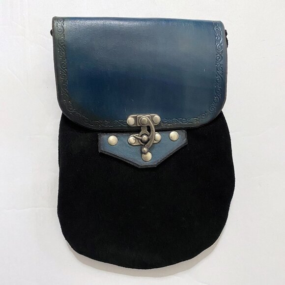 Handmade Blue Leather Embossed Celtic Design Renaissance Festival Costume Pouch - Picture 1 of 7